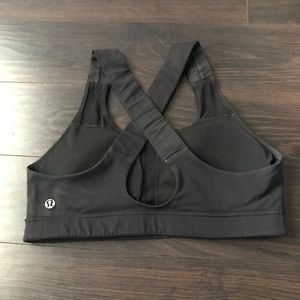Lululemon sports bra